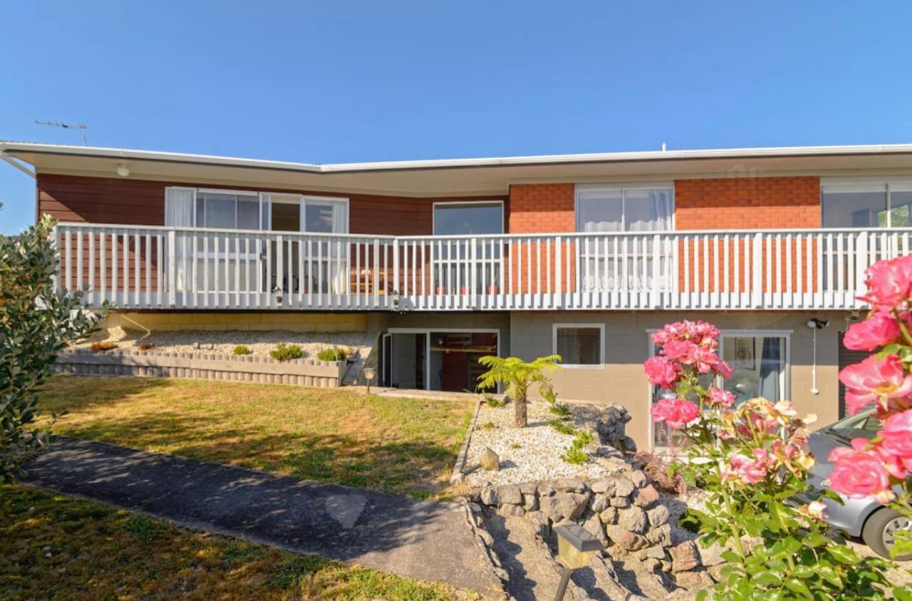 Spacious Utuhina Holiday House Rotorua Dış mekan fotoğraf