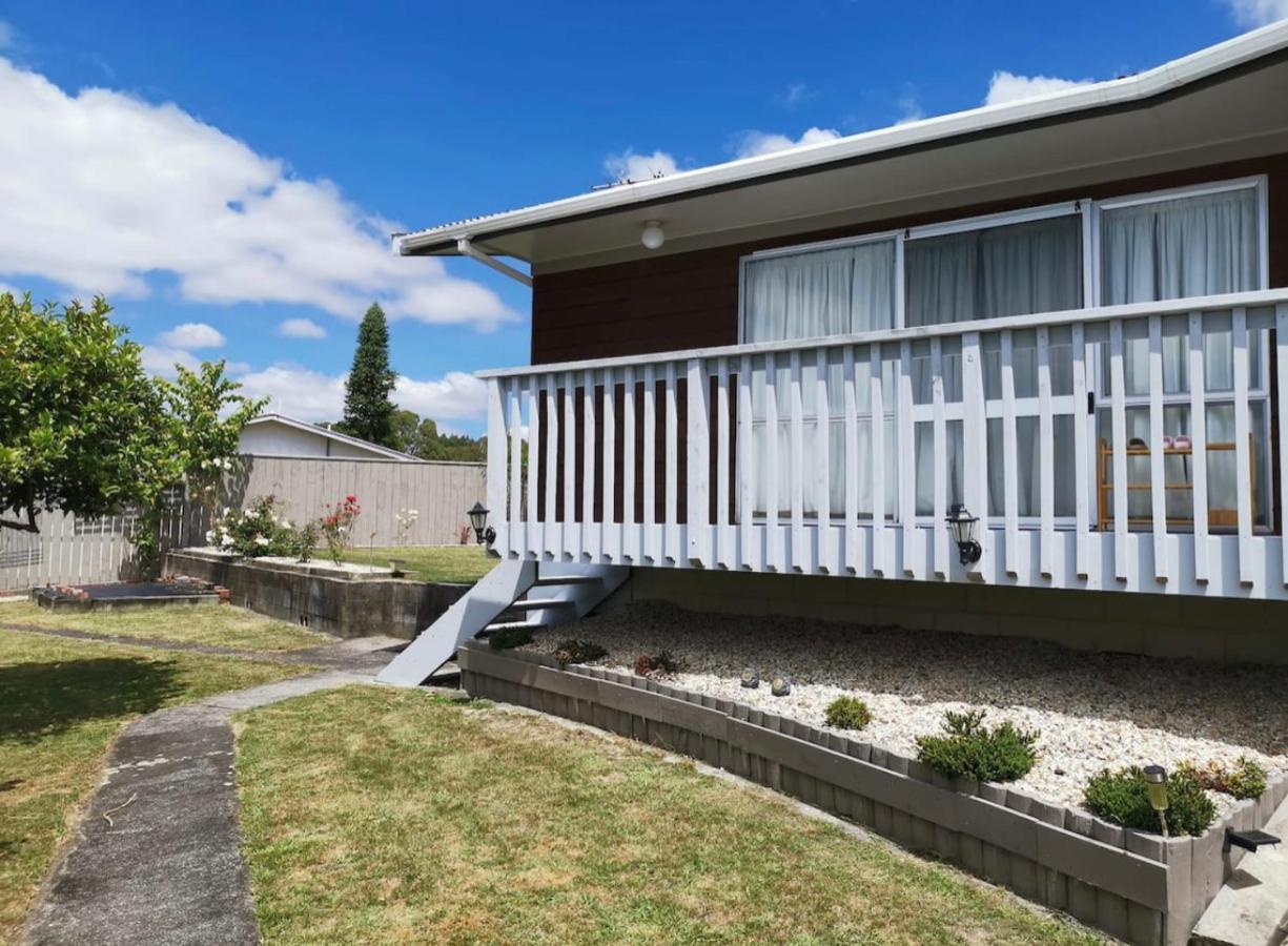 Spacious Utuhina Holiday House Rotorua Dış mekan fotoğraf