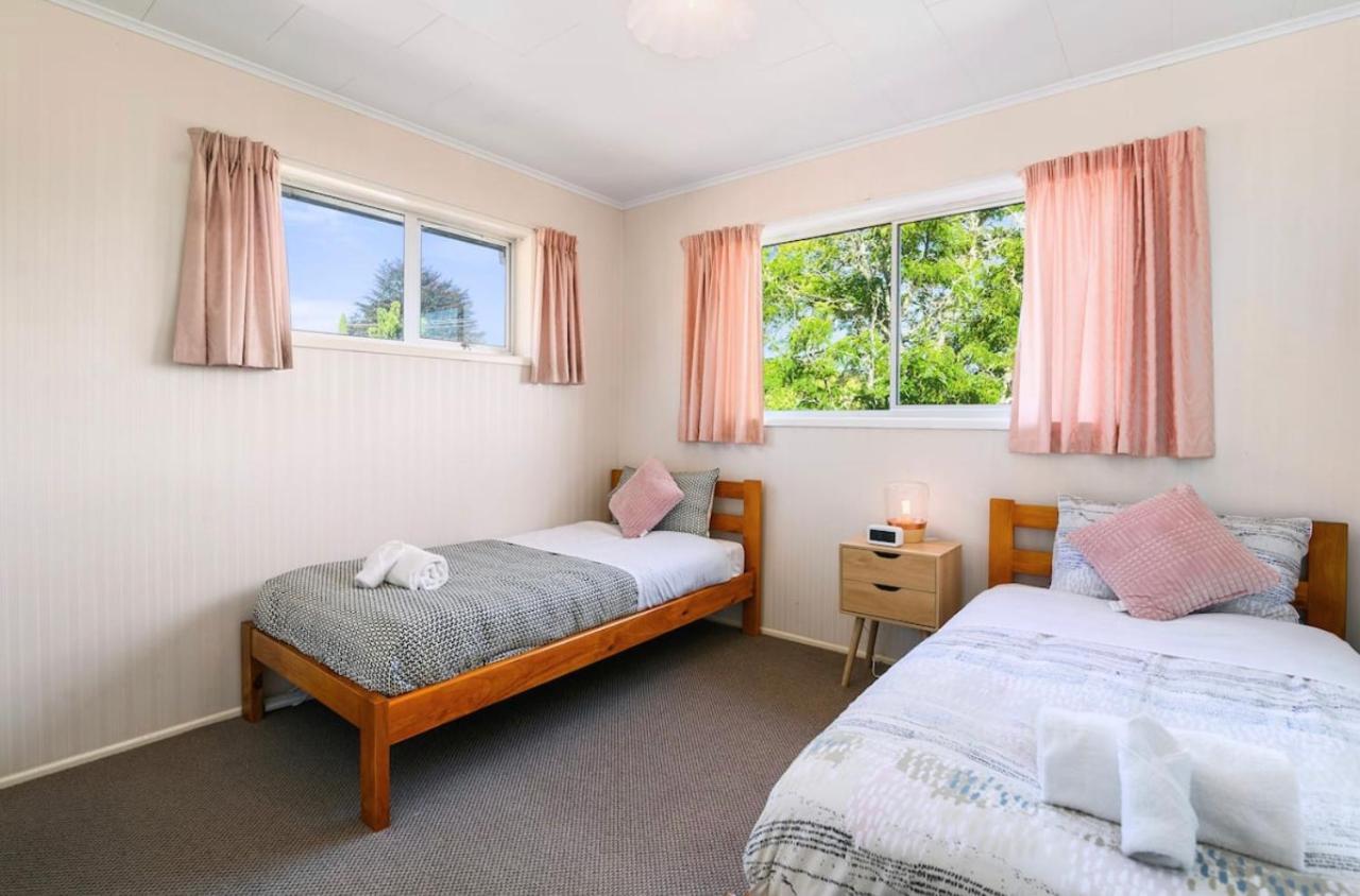 Spacious Utuhina Holiday House Rotorua Dış mekan fotoğraf